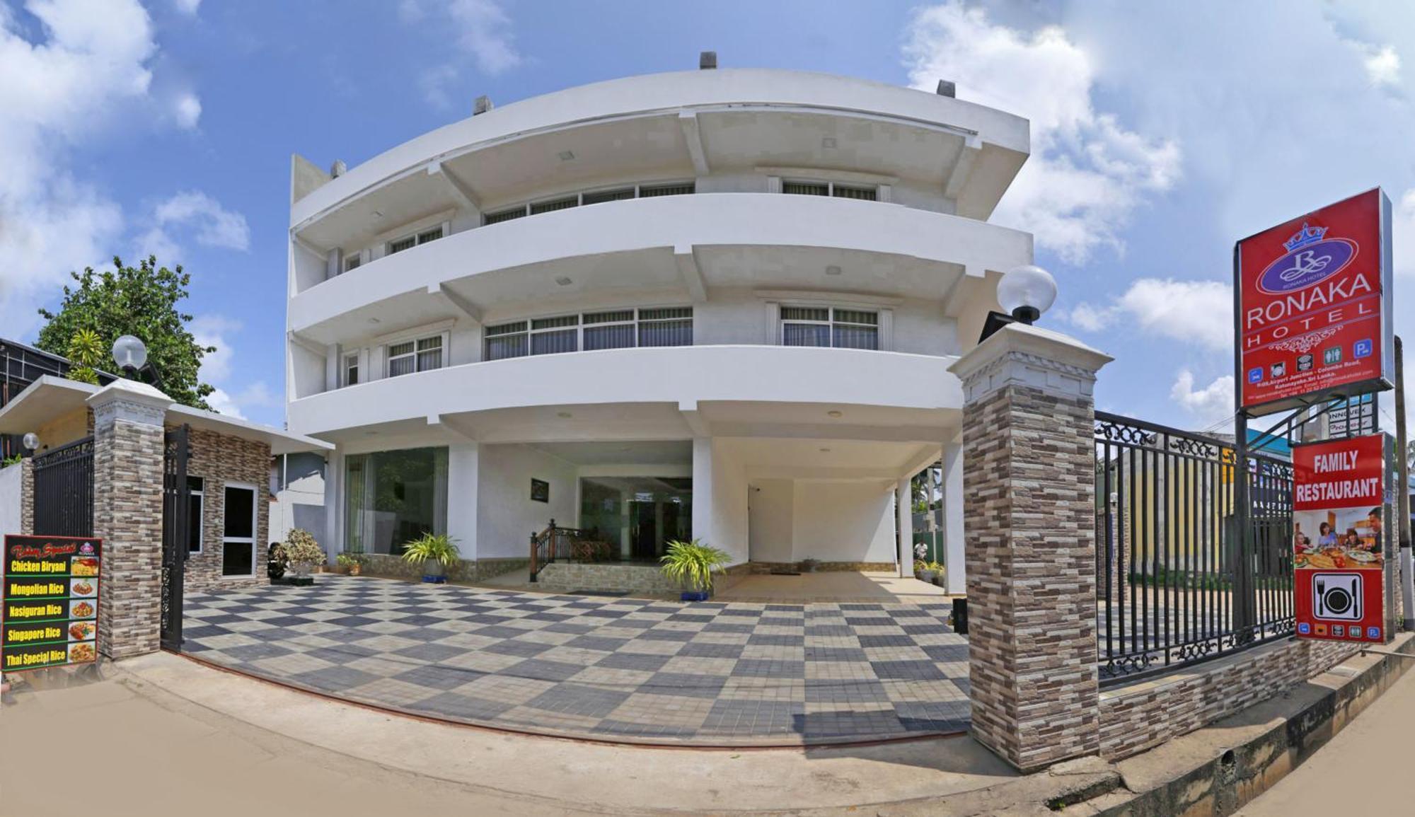 Ronaka Airport Transit Hotel Katunayaka Exterior foto